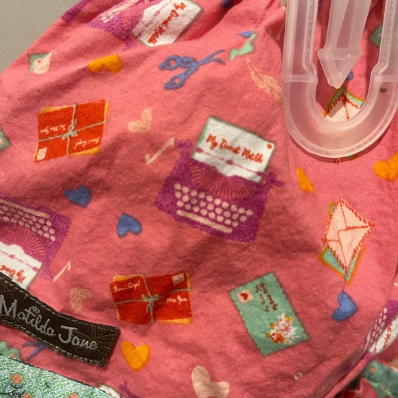 Matilda, Jane Valentine, two piece set - Picture 6 of 8